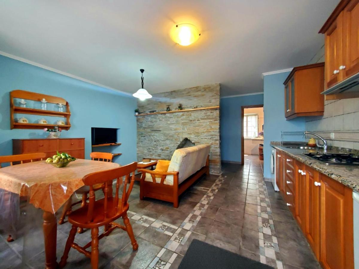Apartamentos Turisticos Rosa Ribadeo Zewnętrze zdjęcie