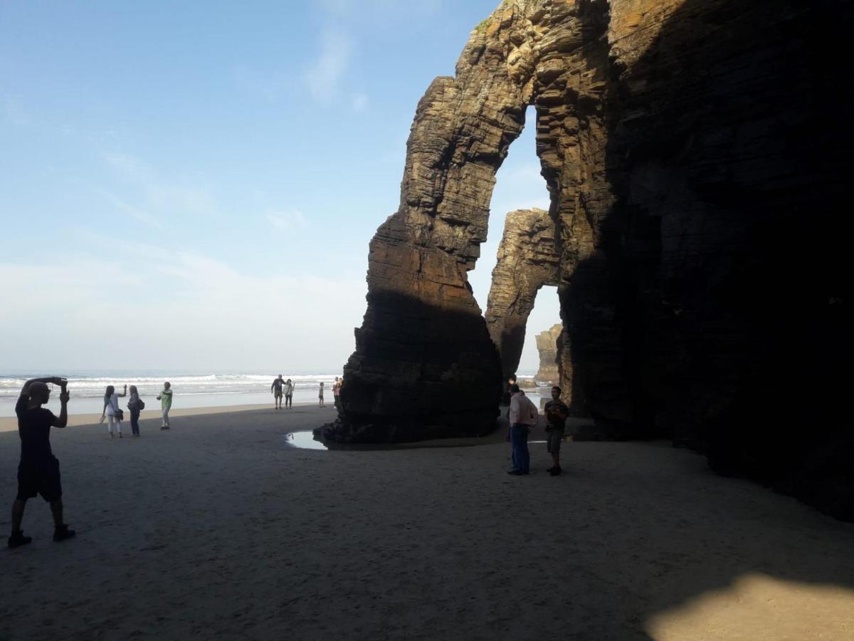 Apartamentos Turisticos Rosa Ribadeo Zewnętrze zdjęcie