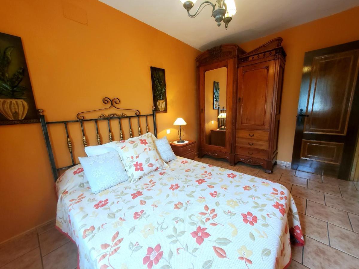 Apartamentos Turisticos Rosa Ribadeo Zewnętrze zdjęcie