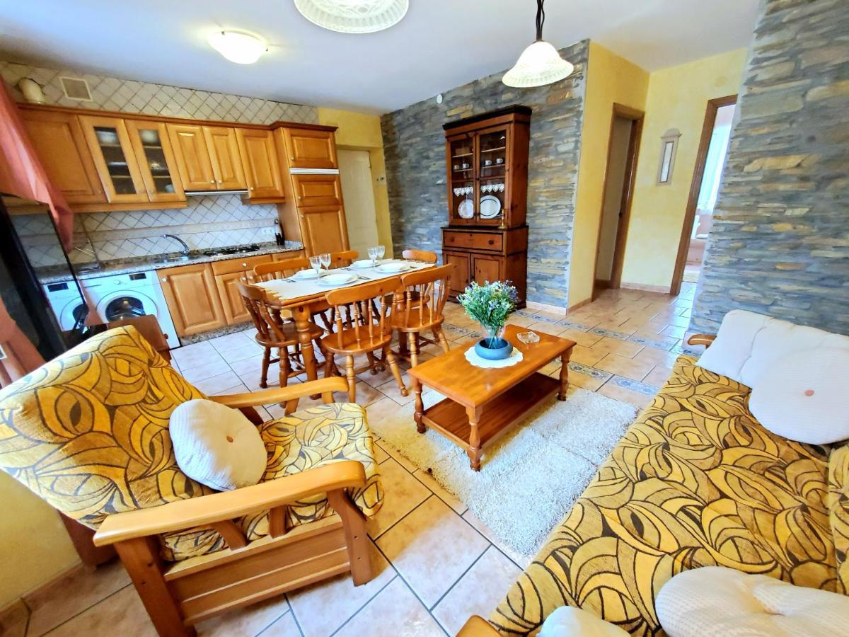 Apartamentos Turisticos Rosa Ribadeo Zewnętrze zdjęcie