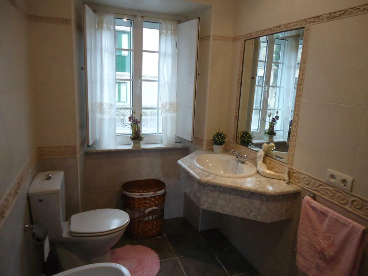 Apartamentos Turisticos Rosa Ribadeo Zewnętrze zdjęcie